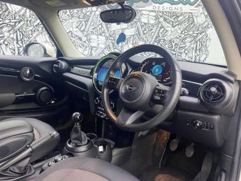 MINI HATCH 1.5 Cooper Classic Hatchback 3dr Petrol Manual Euro 6 (s/s) (136