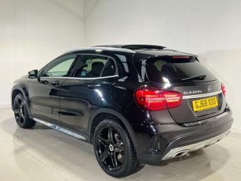 MERCEDES-BENZ GLA 2.1 GLA220d AMG Line (Premium Plus) SUV 5dr Diesel 7G-DCT 4MATIC