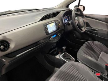 TOYOTA YARIS 1.5 VVT-h Icon Tech Hatchback 5dr Petrol Hybrid E-CVT Euro 6 (s/