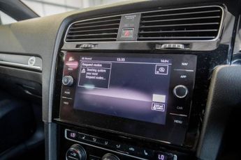 VOLKSWAGEN GOLF 2.0 TDI BlueMotion Tech GTD Hatchback 5dr Diesel DSG Euro 6 (s/s