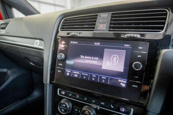 VOLKSWAGEN GOLF 2.0 TDI BlueMotion Tech GTD Hatchback 5dr Diesel DSG Euro 6 (s/s