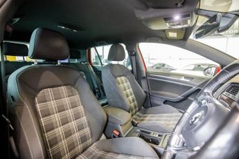 VOLKSWAGEN GOLF 2.0 TDI BlueMotion Tech GTD Hatchback 5dr Diesel DSG Euro 6 (s/s