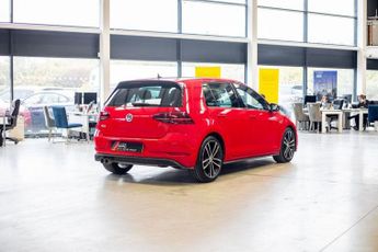 VOLKSWAGEN GOLF 2.0 TDI BlueMotion Tech GTD Hatchback 5dr Diesel DSG Euro 6 (s/s