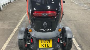 RENAULT TWIZY Dynamique Coupe Electric Auto (18 ps)