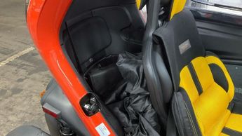 RENAULT TWIZY Dynamique Coupe Electric Auto (18 ps)