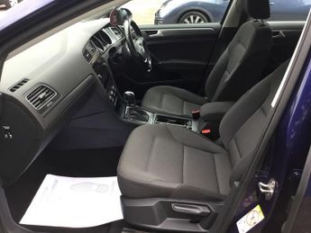 VOLKSWAGEN GOLF 1.6 TDI SE Nav Hatchback 5dr Diesel DSG Euro 6 (s/s) (115 ps)