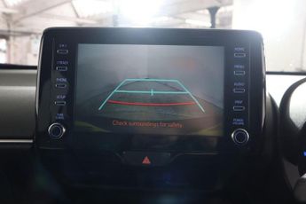 TOYOTA YARIS CROSS 1.5 VVT-h Design E-CVT Euro 6 (s/s) 5dr