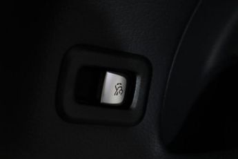 MERCEDES-BENZ EQC EQC 400 80kWh AMG Line (Premium Plus) Auto 4MATIC 5dr