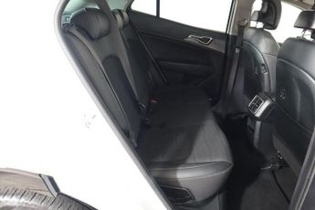 KIA SPORTAGE 1.6 CRDi MHEV 4 DCT AWD Euro 6 (s/s) 5dr