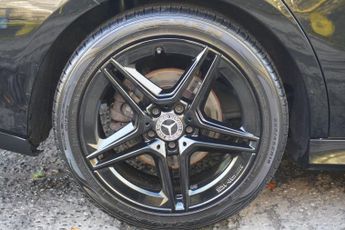 MERCEDES-BENZ CLA 1.3 CLA200 AMG Line Coupe 4dr Petrol 7G-DCT Euro 6 (s/s) (163 ps