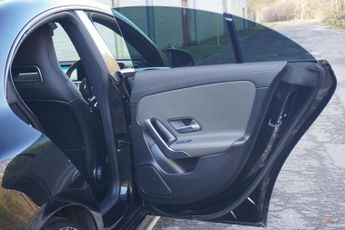 MERCEDES-BENZ CLA 1.3 CLA200 AMG Line Coupe 4dr Petrol 7G-DCT Euro 6 (s/s) (163 ps