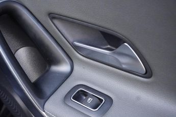 MERCEDES-BENZ CLA 1.3 CLA200 AMG Line Coupe 4dr Petrol 7G-DCT Euro 6 (s/s) (163 ps