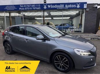 Volvo V40 2.0 T2 GPF Momentum Hatchback 5dr Petrol Manual Euro 6 (s/s) (12