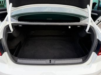 VOLKSWAGEN PASSAT 2.0 TDI EVO SEL Saloon 4dr Diesel DSG Euro 6 (s/s) (150 ps)