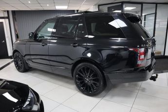 LAND ROVER RANGE ROVER 4.4 SD V8 Vogue SE SUV 5dr Diesel Auto 4WD Euro 5 (339 ps)