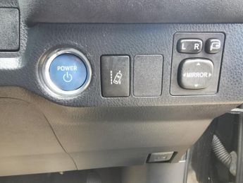 TOYOTA RAV4 2.5 VVT-h Icon SUV 5dr Petrol Hybrid CVT 4WD Euro 6 (s/s) (Safet