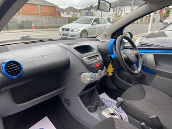 TOYOTA AYGO 1.0 VVT-i Blue Hatchback 5dr Petrol MultiMode Euro 4 (67 bhp)