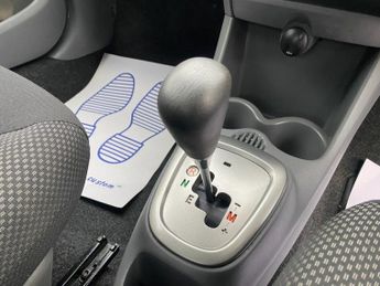 TOYOTA AYGO 1.0 VVT-i Blue Hatchback 5dr Petrol MultiMode Euro 4 (67 bhp)