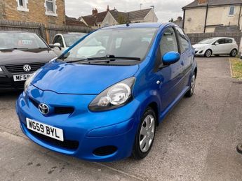TOYOTA AYGO 1.0 VVT-i Blue Hatchback 5dr Petrol MultiMode Euro 4 (67 bhp)