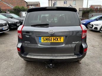 TOYOTA RAV4 2.2  XT-R SUV 5dr Diesel 4WD Auto Euro 5 (150 ps)