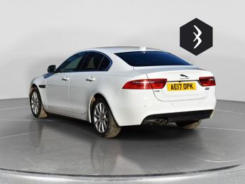 JAGUAR XE 2.0d Prestige Saloon 4dr Diesel Auto AWD Euro 6 (s/s) (180 ps)