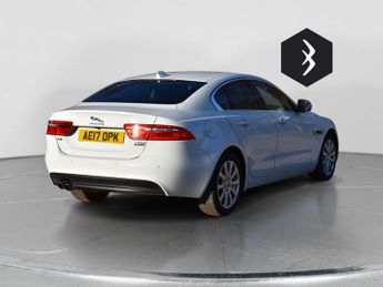 JAGUAR XE 2.0d Prestige Saloon 4dr Diesel Auto AWD Euro 6 (s/s) (180 ps)