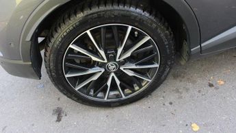 TOYOTA C-HR 1.8 VVT-h Excel SUV 5dr Petrol Hybrid CVT Euro 6 (s/s) (122 ps)