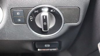 MERCEDES-BENZ GLA 1.6 GLA180 Urban Edition SUV 5dr Petrol 7G-DCT Euro 6 (s/s) (122