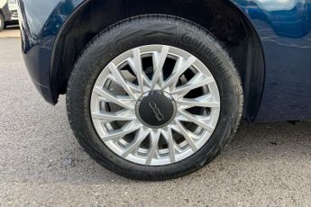 FIAT 500 1.2 Lounge Hatchback 3dr Petrol Dualogic Euro 6 (s/s) (69 bhp) C