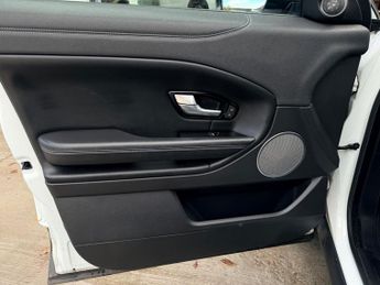 LAND ROVER RANGE ROVER EVOQUE 2.0 TD4 SE Tech SUV 5dr Diesel Auto 4WD Euro 6 (s/s) (180 ps)