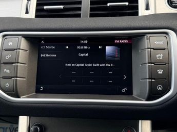 LAND ROVER RANGE ROVER EVOQUE 2.0 TD4 SE Tech SUV 5dr Diesel Auto 4WD Euro 6 (s/s) (180 ps)