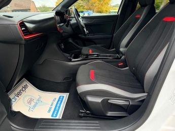 VAUXHALL MOKKA ELECTRIC 50kWh SRi Nav Premium SUV 5dr Electric Auto (136 ps)