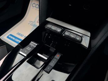 VAUXHALL MOKKA ELECTRIC 50kWh SRi Nav Premium SUV 5dr Electric Auto (136 ps)