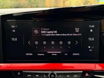 VAUXHALL MOKKA ELECTRIC 50kWh SRi Nav Premium SUV 5dr Electric Auto (136 ps)