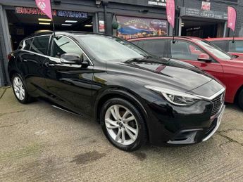 Infiniti Q30 1.5d SE Hatchback 5dr Diesel Manual Euro 6 (s/s) (109 ps)