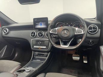 MERCEDES-BENZ A-CLASS 2.1 A200d AMG Line (Premium Plus) Hatchback 5dr Diesel 7G-DCT Eu