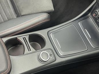 MERCEDES-BENZ A-CLASS 2.1 A200d AMG Line (Premium Plus) Hatchback 5dr Diesel 7G-DCT Eu