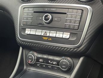 MERCEDES-BENZ A-CLASS 2.1 A200d AMG Line (Premium Plus) Hatchback 5dr Diesel 7G-DCT Eu