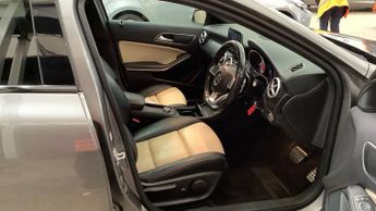 MERCEDES-BENZ A-CLASS 2.1 A220d AMG Line (Premium) Hatchback 5dr Diesel 7G-DCT Euro 6 