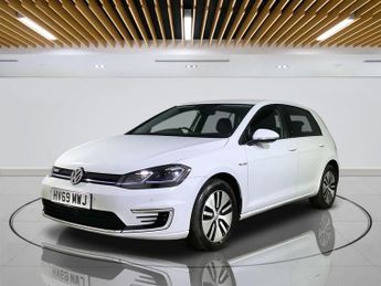 VOLKSWAGEN E-GOLF 35.8kWh e-Golf Hatchback 5dr Electric Auto (136 ps)