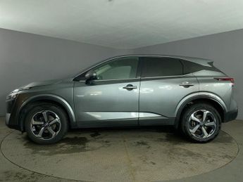NISSAN QASHQAI 1.3 DIG-T MHEV N-Connecta SUV 5dr Petrol Hybrid XTRON Euro 6 (s/
