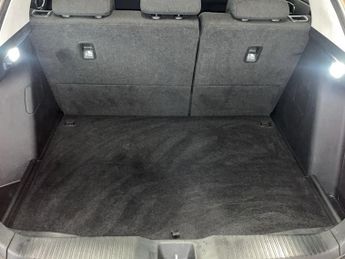 HONDA HR-V 1.5 h i-MMD Elegance SUV 5dr Petrol Hybrid CVT Euro 6 (s/s) (131