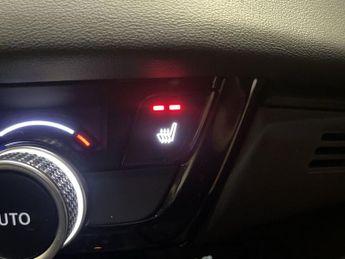 HONDA HR-V 1.5 h i-MMD Elegance SUV 5dr Petrol Hybrid CVT Euro 6 (s/s) (131