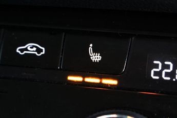 SKODA KAROQ 1.5 TSI ACT SE L SUV 5dr Petrol DSG Euro 6 (s/s) (150 ps)