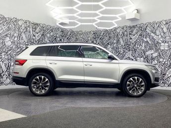SKODA KODIAQ 1.5 TSI ACT SE Drive SUV 5dr Petrol DSG Euro 6 (s/s) (7 Seat) (1