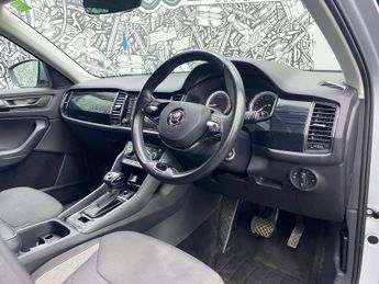 SKODA KODIAQ 1.5 TSI ACT SE Drive SUV 5dr Petrol DSG Euro 6 (s/s) (7 Seat) (1