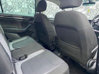 SKODA KODIAQ 1.5 TSI ACT SE Drive SUV 5dr Petrol DSG Euro 6 (s/s) (7 Seat) (1