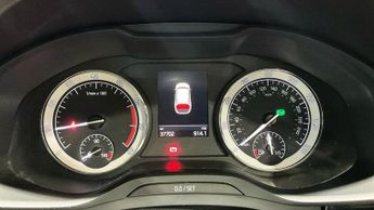 SKODA KODIAQ 1.5 TSI ACT SE Drive SUV 5dr Petrol DSG Euro 6 (s/s) (7 Seat) (1