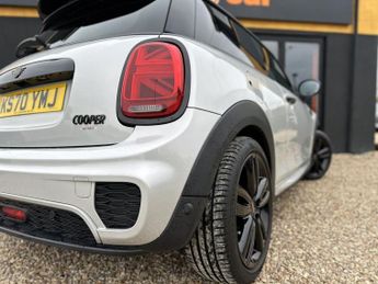 MINI HATCH 1.5 Cooper Sport Hatchback 3dr Petrol Steptronic Euro 6 (s/s) (1