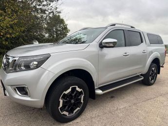 NISSAN NAVARA 2.3 dCi Tekna Pickup Double Cab 4dr Diesel Auto 4WD Euro 6 (190 